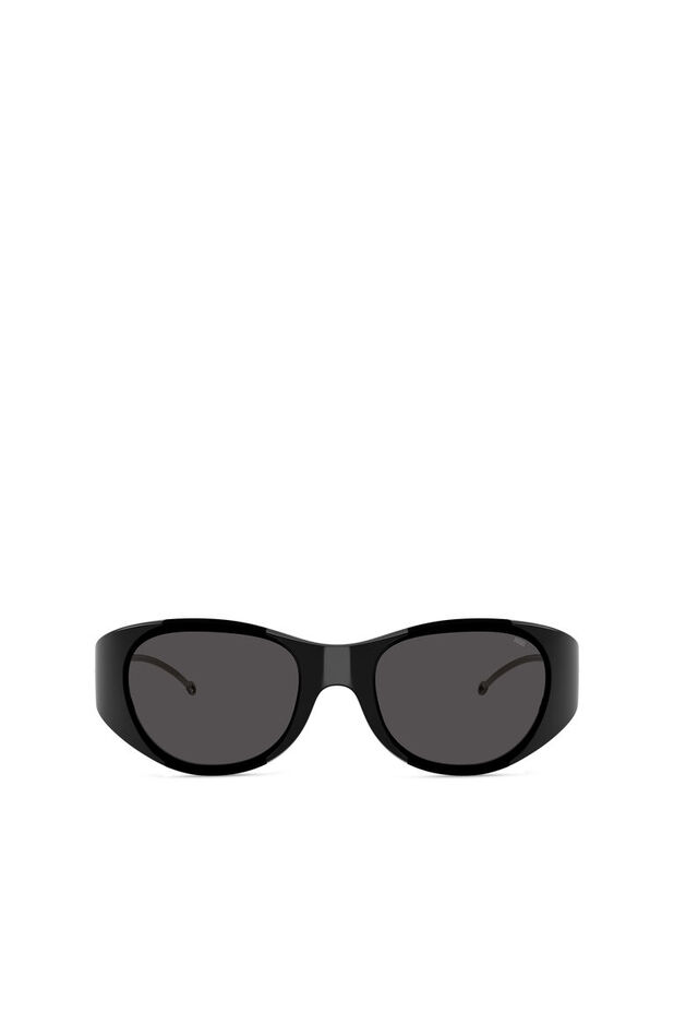 Iconic oval sunglasses