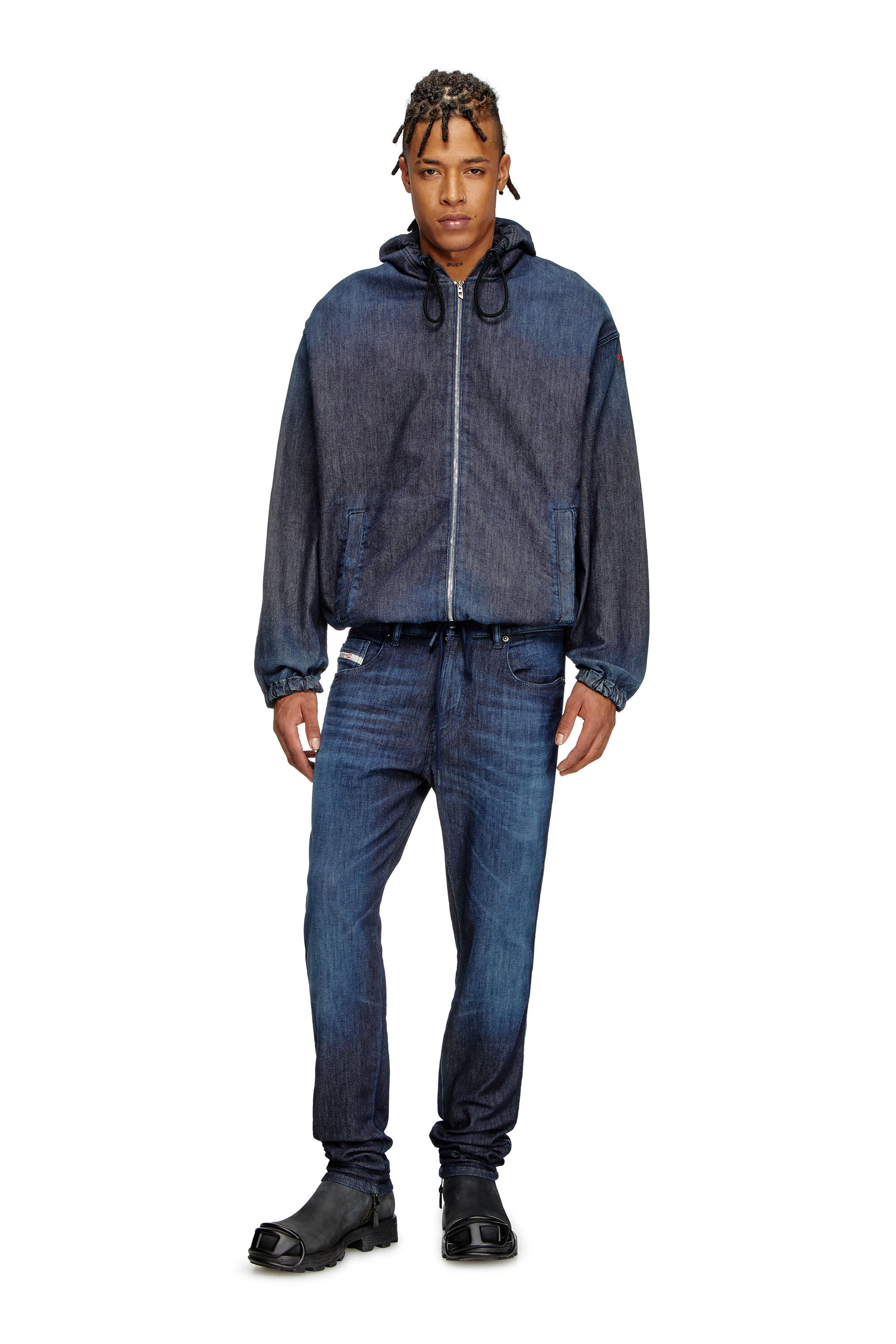 Diesel - Man's Slim 2060 D-Strukt Joggjeans® 09L11, Dark Blue - 1