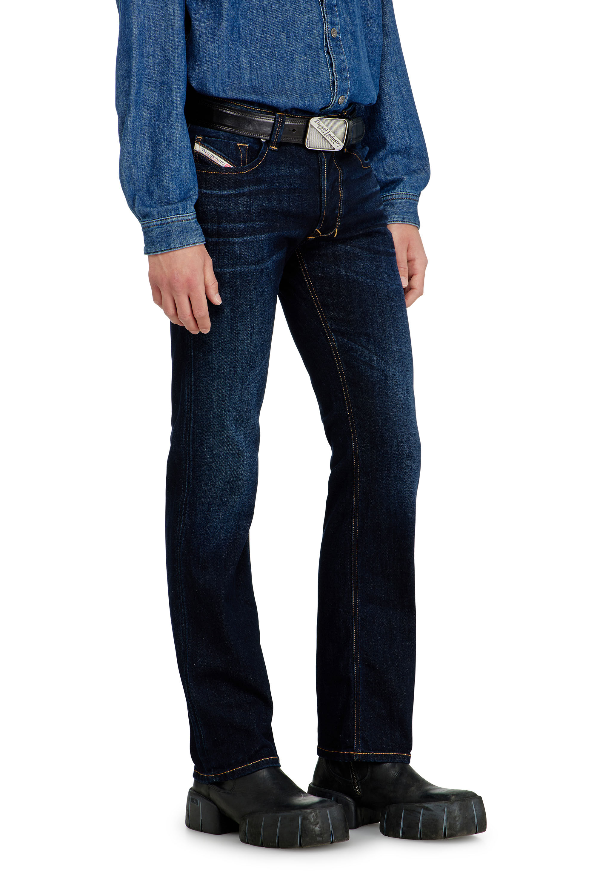 Diesel - Man's Regular Jeans 1985 Larkee 09Q15, Dark Blue - 7
