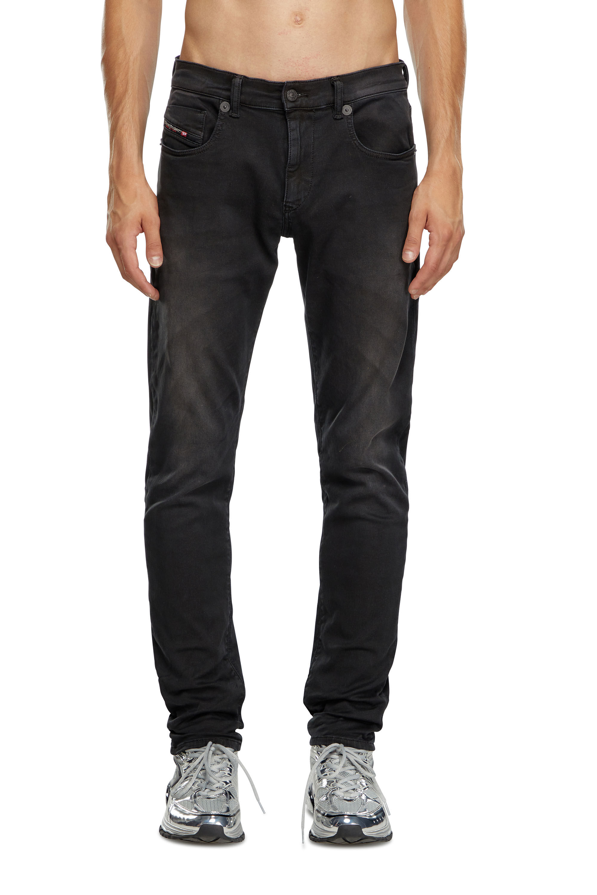 Diesel - Man Slim 2060 D-Strukt Joggjeans® 0670M, Black/Dark grey - Image 3