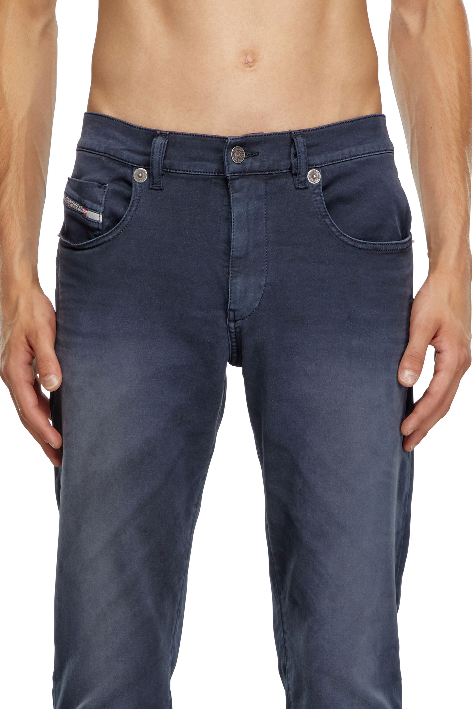 Diesel - Man's Slim 2060 D-Strukt Joggjeans® 0670M, Dark Blue - 5