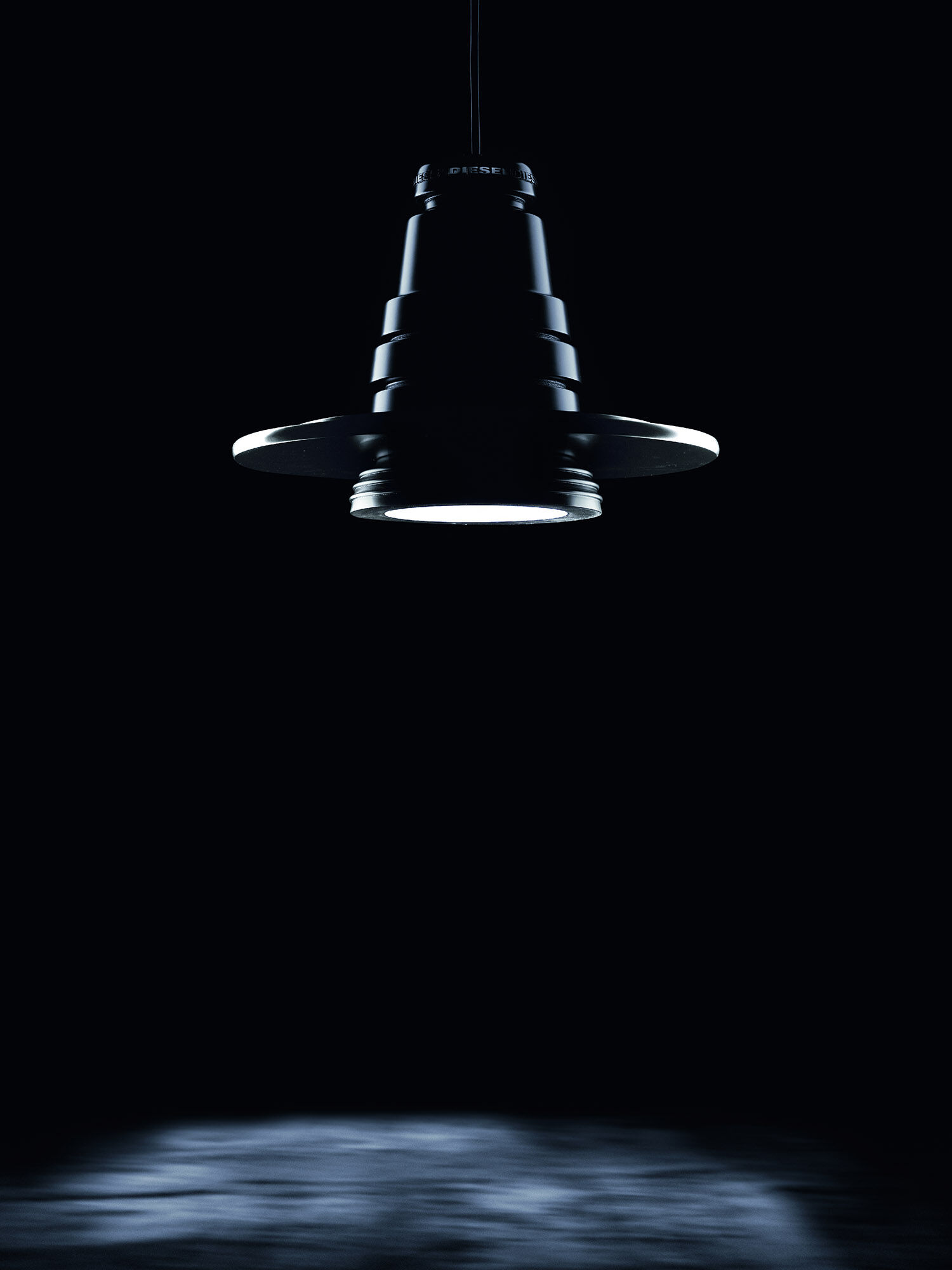 Diesel - TOOL GRANDE SOSP, Unisex's Large lighting inspired by a reflex camera lens in Black - 5