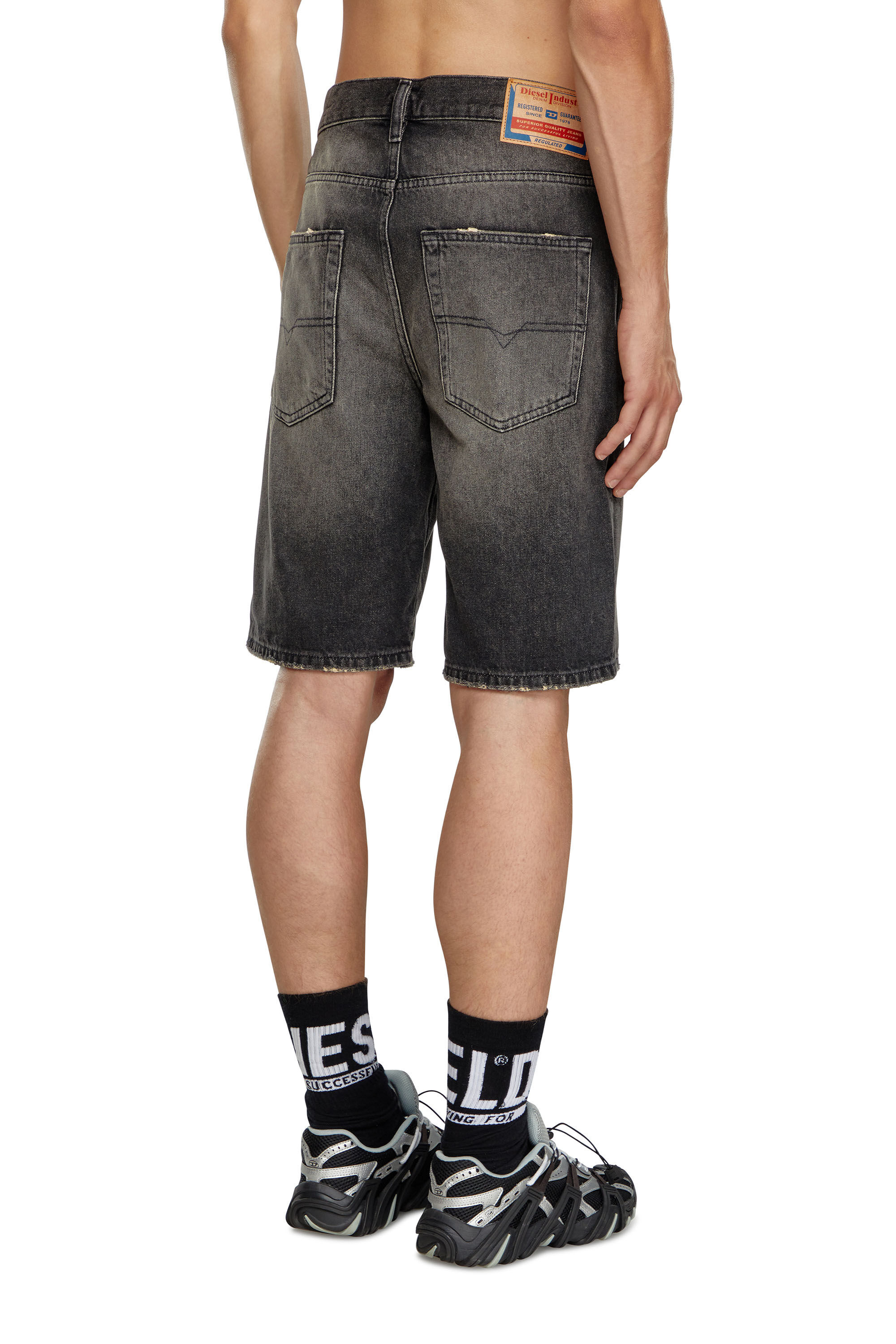 Diesel - REGULAR-SHORT, Black - Image 4