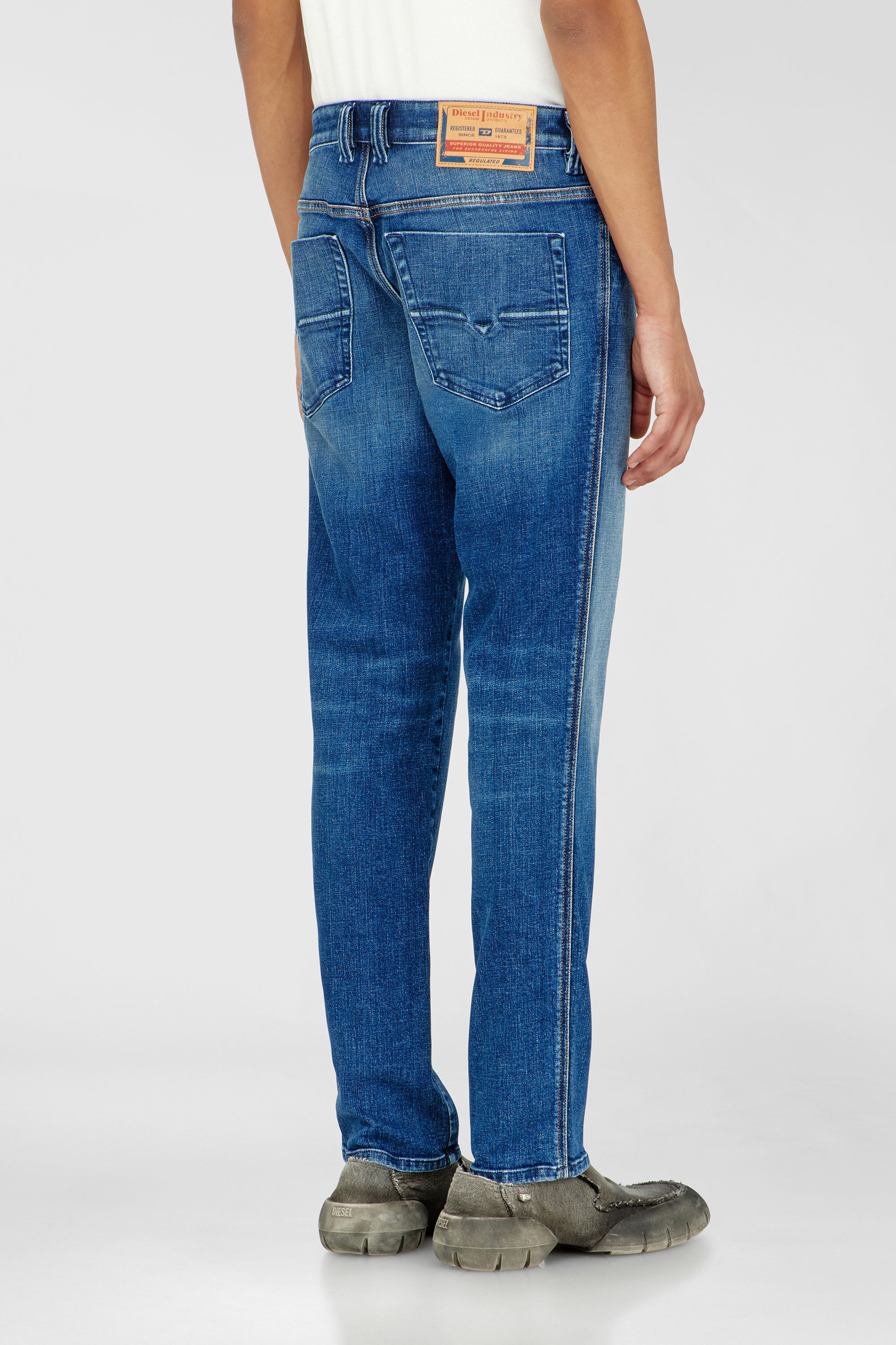 Diesel - Man's Slim Jeans 1993 D-Vyl 09R92, Medium blue - 4