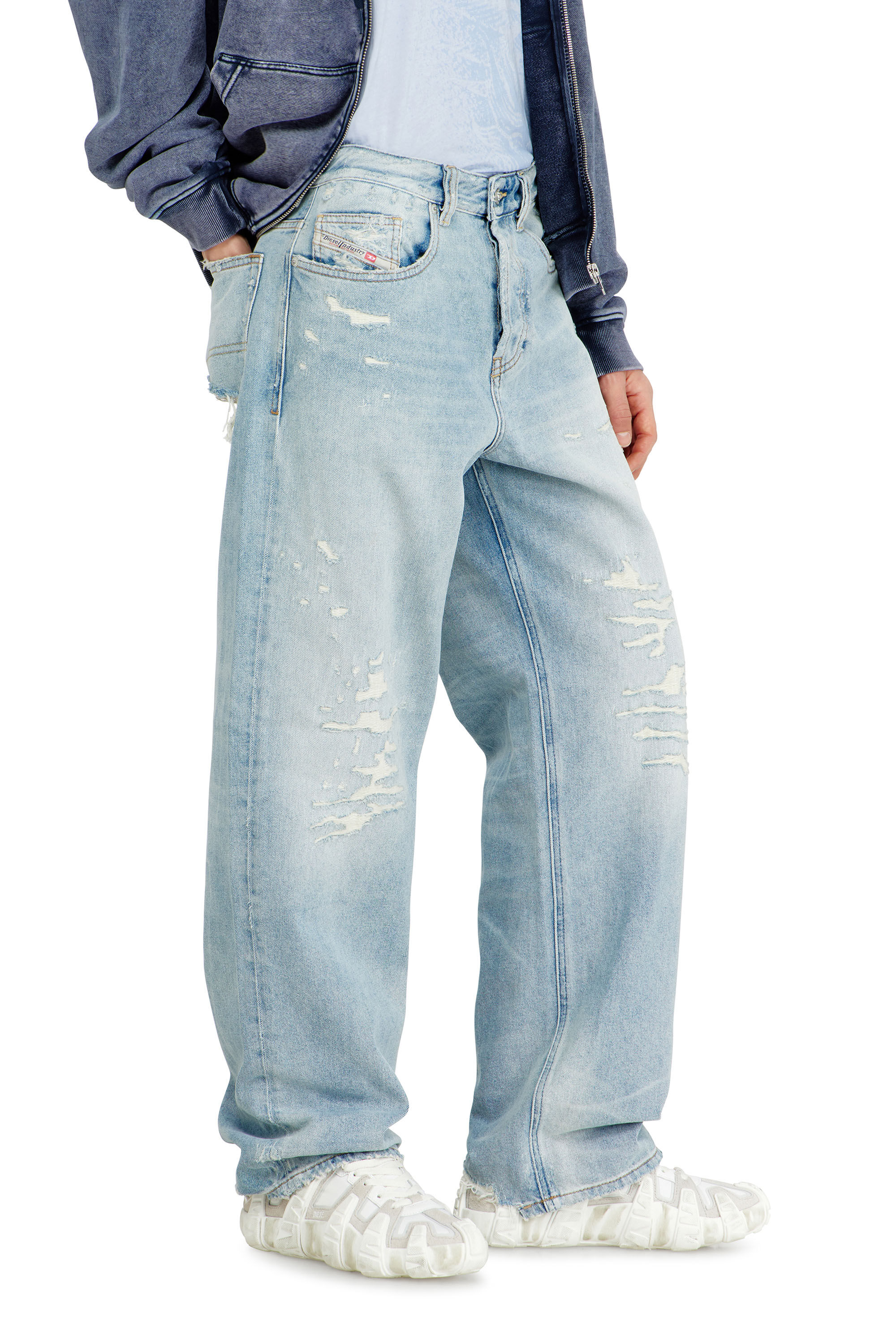 Diesel - Man's Relaxed Jeans 2001 D-Macro 09M53, Light Blue - 7