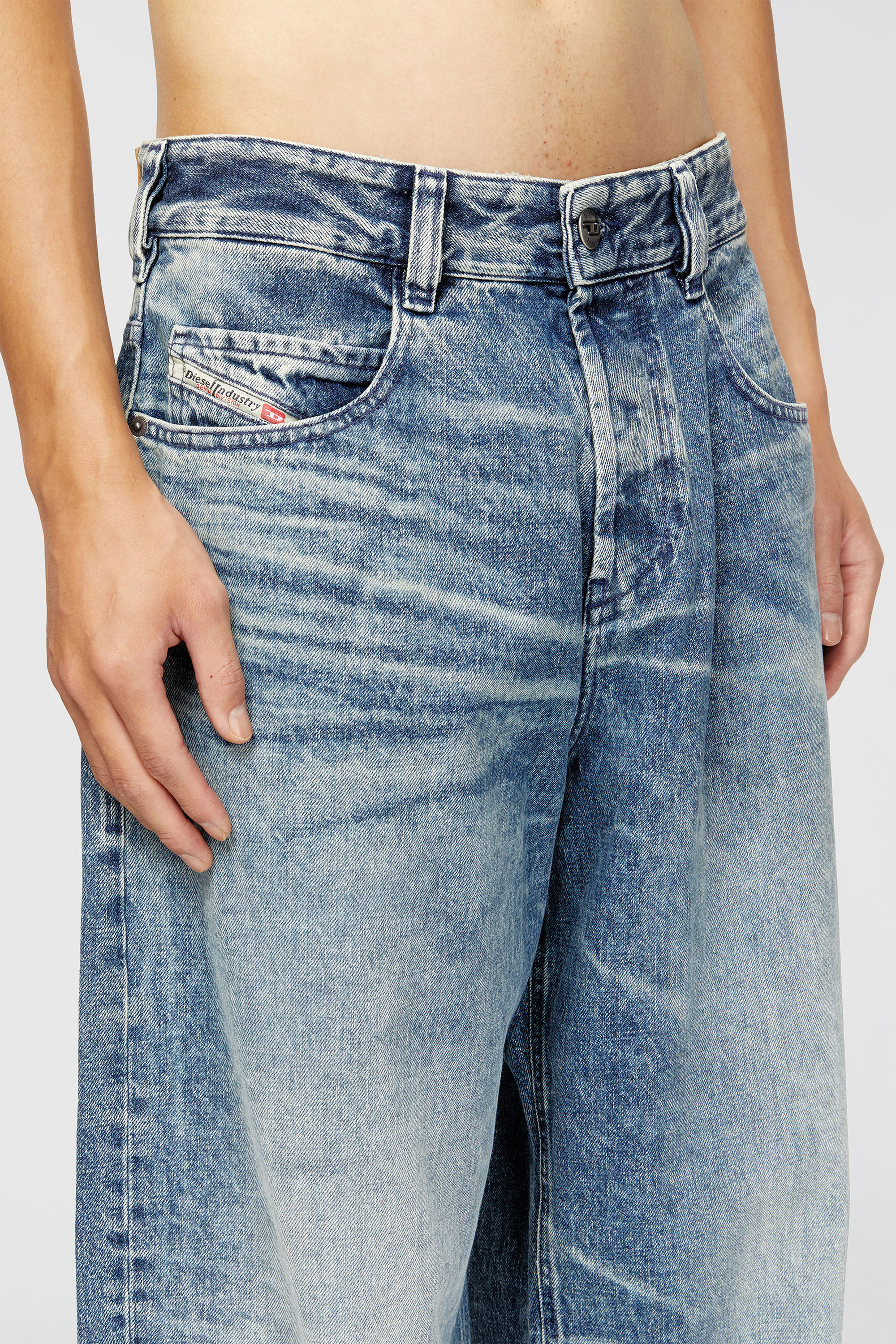 Diesel - Unisex's Relaxed Jeans 1997 D-Enim 007DA, Light Blue - 7