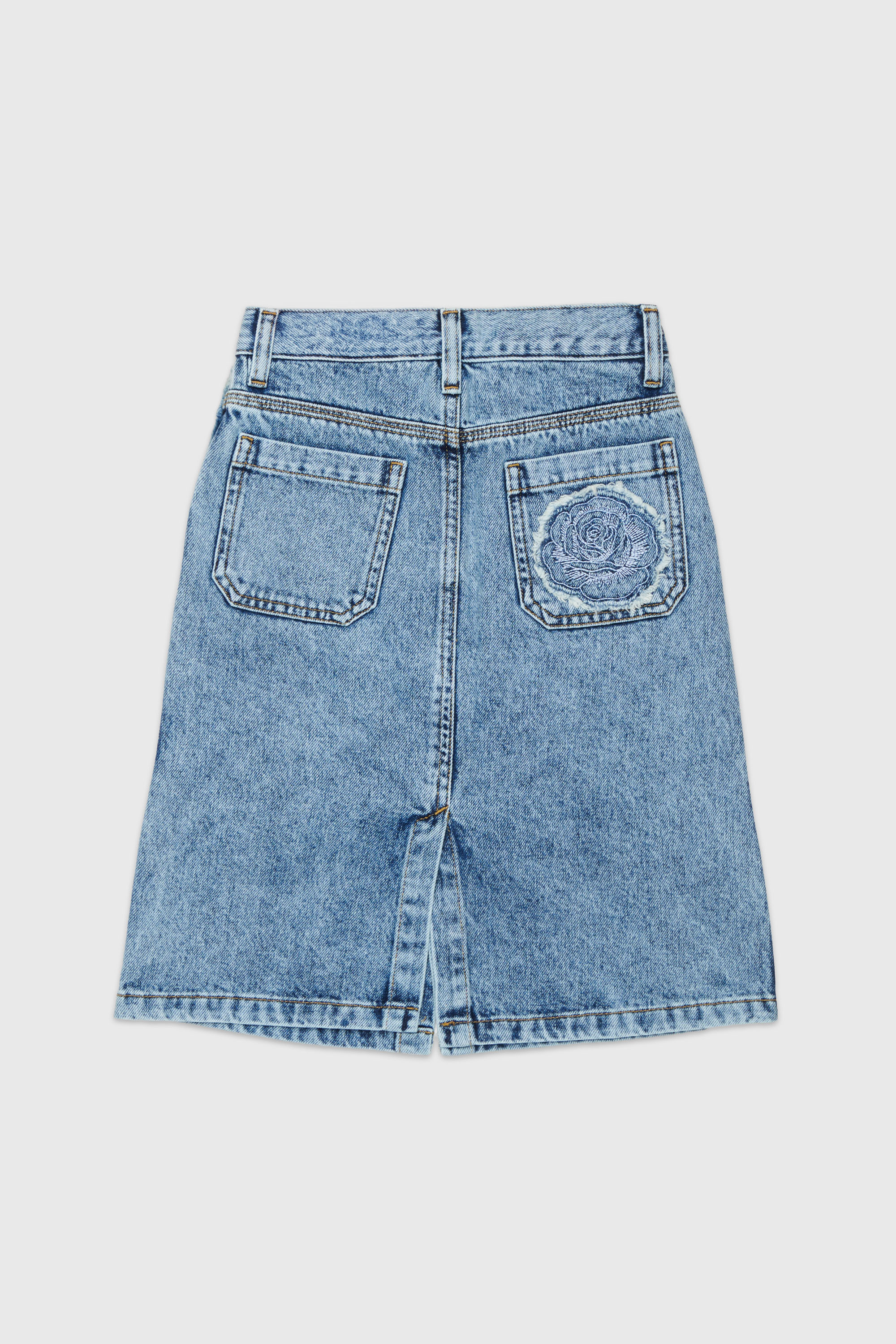 Diesel - GELKA, Woman's Frayed denim skirt with rose patch in Medium blue - 2
