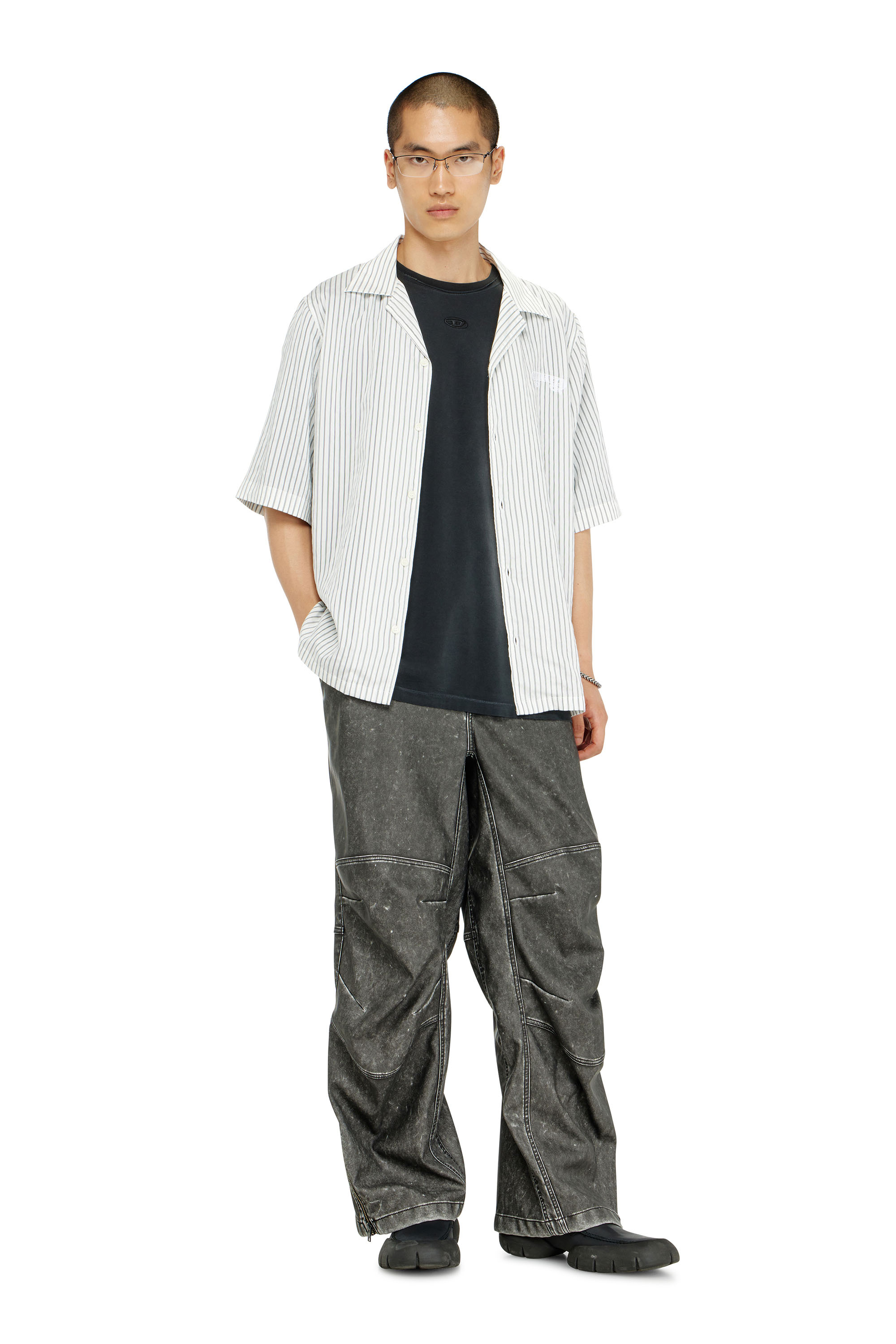 Diesel - T-POCK, Man's Faded T-shirt with ripped pocket detail in Black - 2