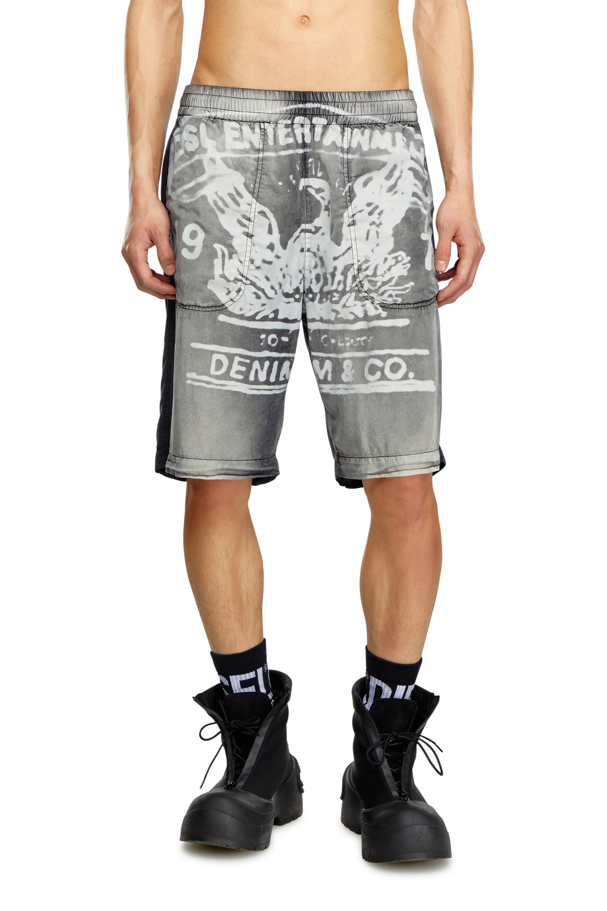 Faded shorts with archival print