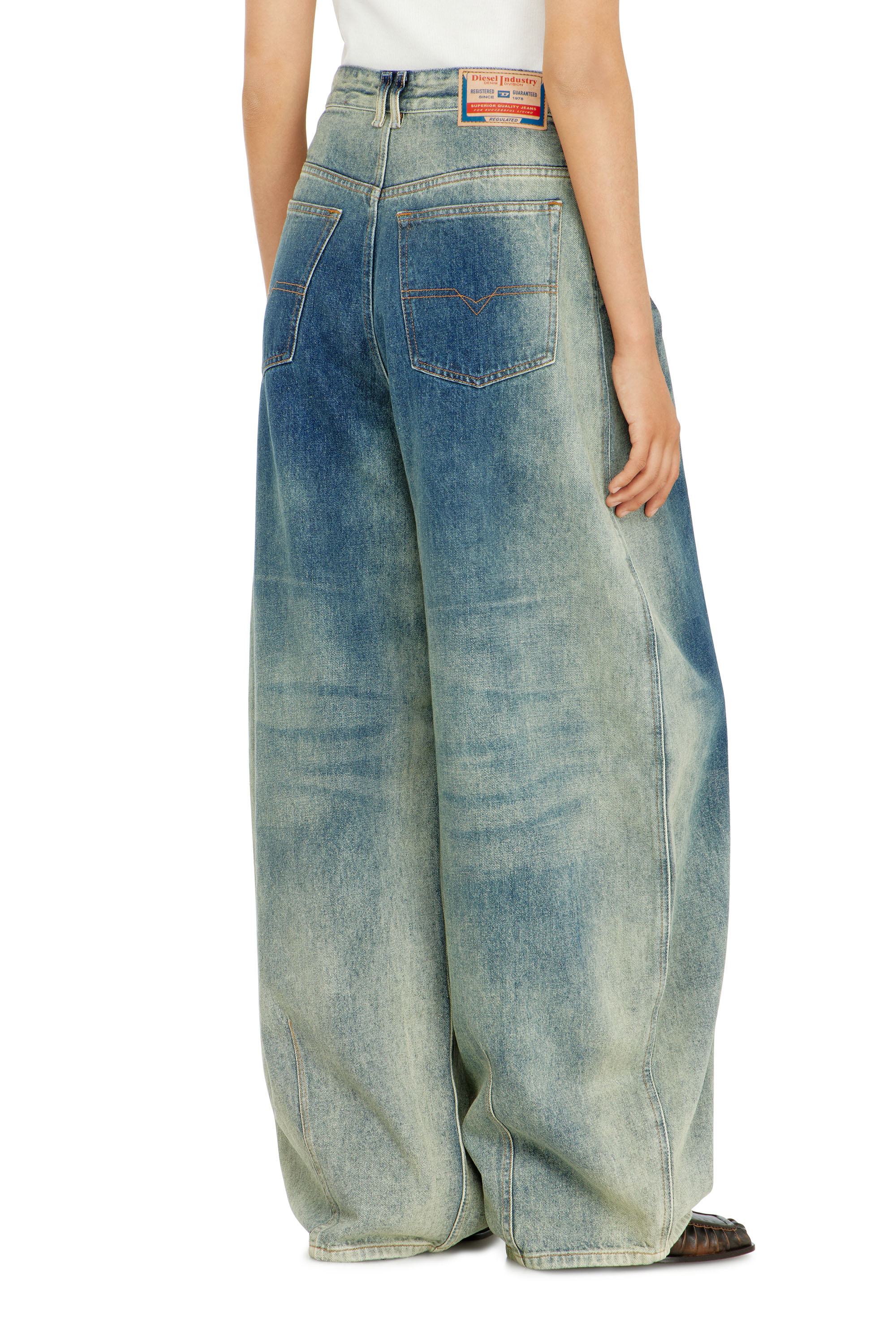 Diesel - Woman's Relaxed Jeans 1987 D-Khelz 007EF, Medium blue - 5