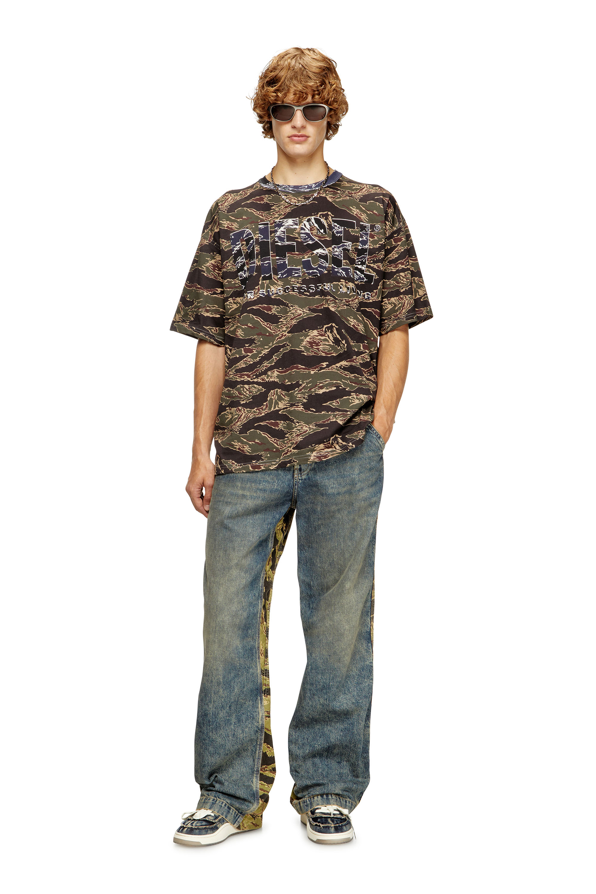 Diesel - T-BOXT-T22, Man's Camo T-shirt with camo logo in null - 2