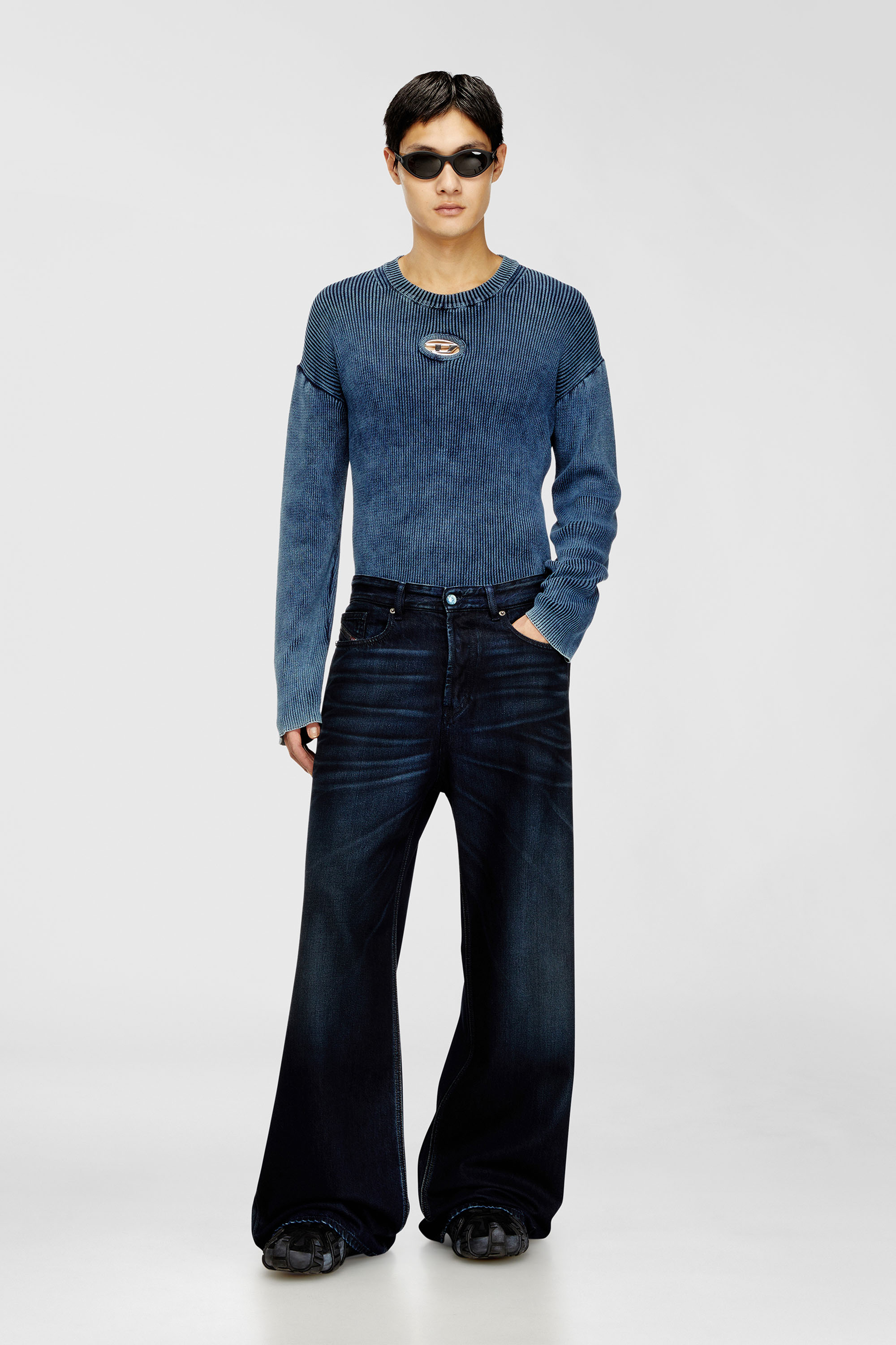 Diesel - Man's Relaxed Jeans D-Rise 09N21, Dark Blue - 1
